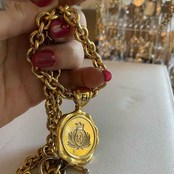 FENDI GOLD FF logo charm NECKLACE - Picture 8 of 8